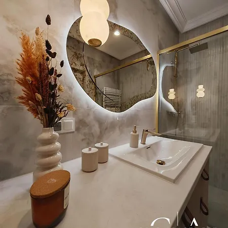 Апартаменты Gold E54 Let's Sea Baltic Park Гонски