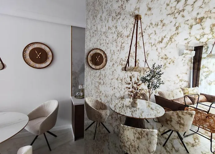 Gold E54 Let's Sea Baltic Park Apartmán *